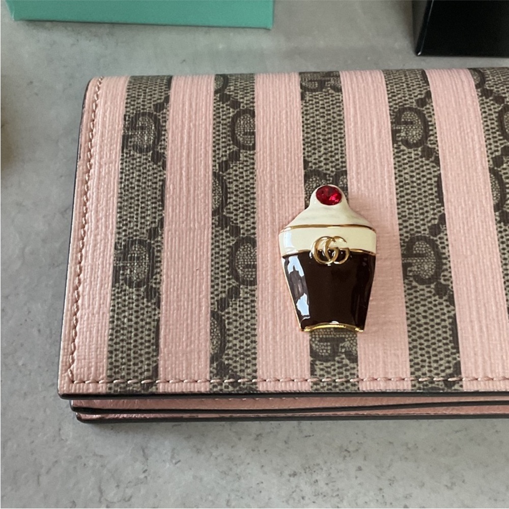 Gucci Vintage Wallet